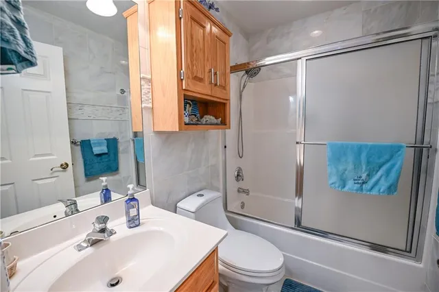 $525,000 | 5118 Pelican Point, Lee's Summit, MO 64082