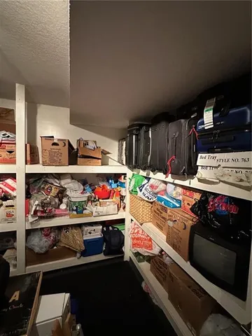 $525,000 | 5118 Pelican Point, Lee's Summit, MO 64082