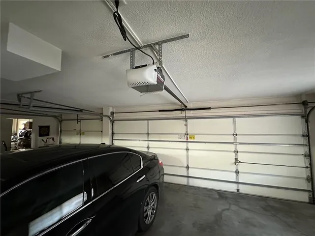 $525,000 | 5118 Pelican Point, Lee's Summit, MO 64082