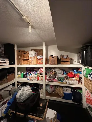 $525,000 | 5118 Pelican Point, Lee's Summit, MO 64082