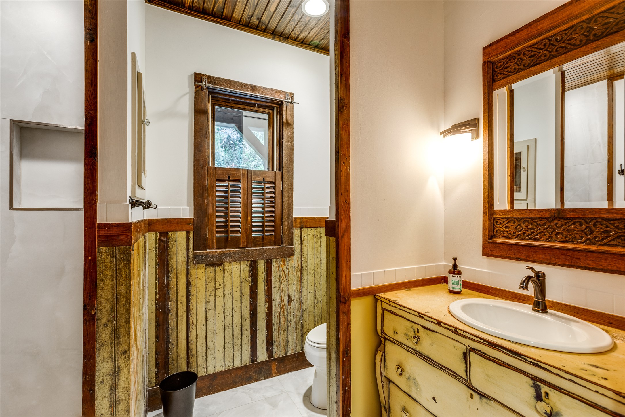 608 Innwood Drive Georgetown, TX 78628 - Photo 21 of 40 Bathroom connected to her office with shower