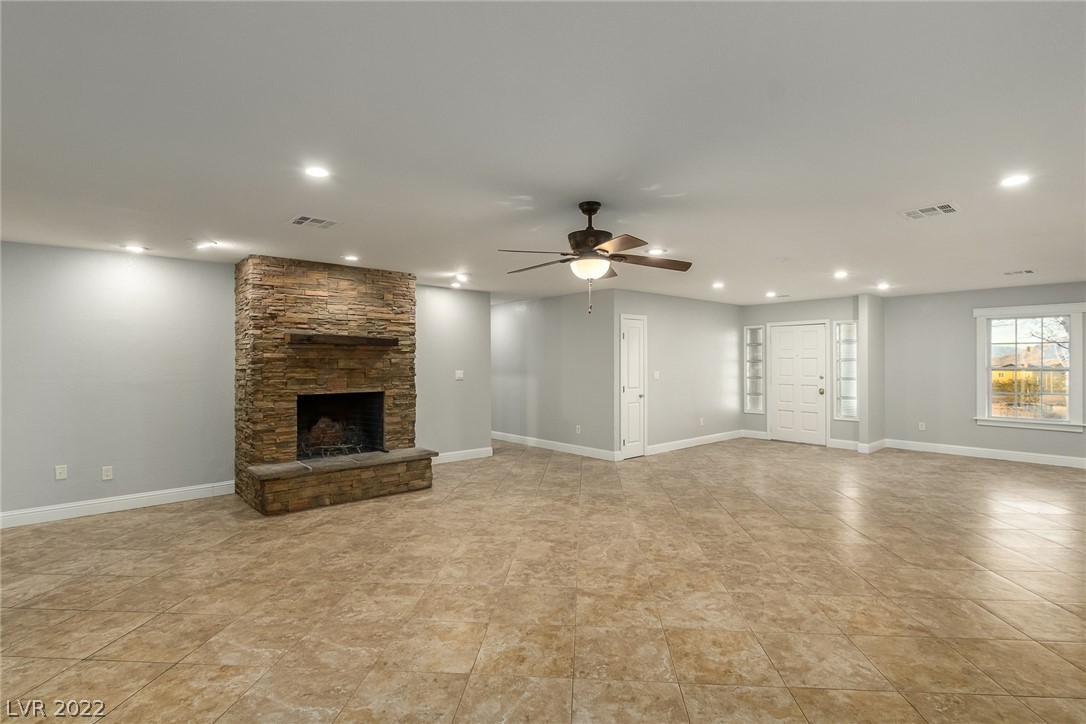 181 East Fairway Road Henderson, NV 89015 - Photo 8 of 41 Gallery Image 8
