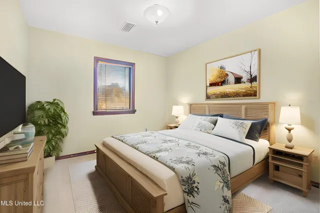 $2,400 | 4409 Shadow Wood Circle, Pascagoula, MS 39581