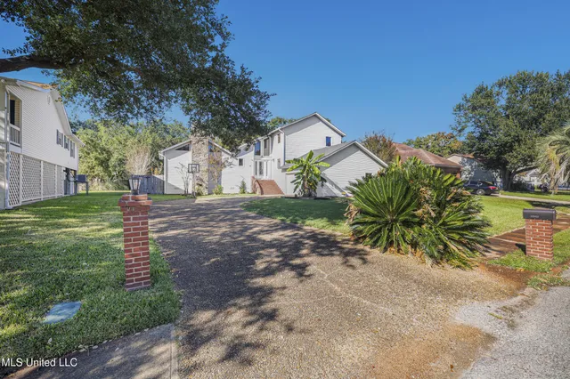 $2,400 | 4409 Shadow Wood Circle, Pascagoula, MS 39581