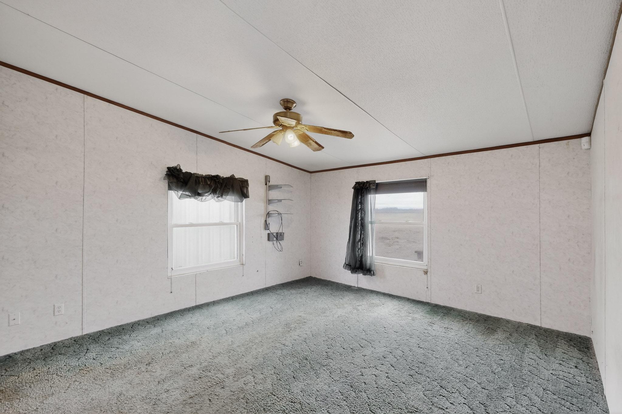 83 Marshall Road Estancia, NM 87016 - Photo 12 of 36 Gallery Image 12