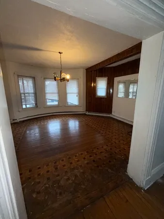 $899,000 | 31 Rosedale Street, Boston, MA 02124