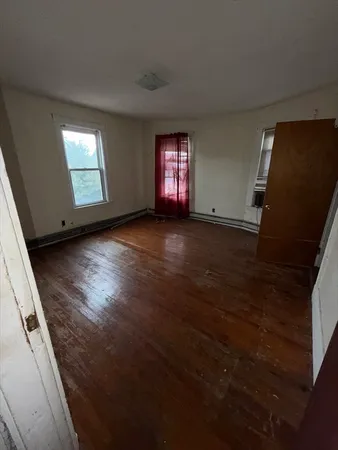 $899,000 | 31 Rosedale Street, Boston, MA 02124