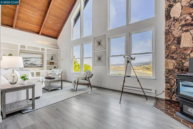 $1,680,000 | 290 Olympian Way, Pacifica, CA 94044