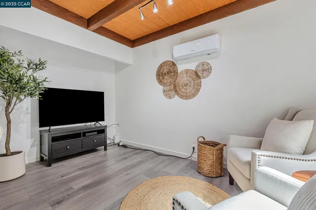 $1,680,000 | 290 Olympian Way, Pacifica, CA 94044