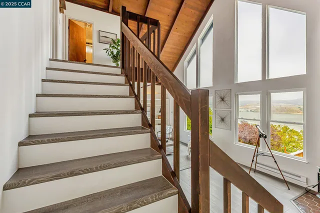 $1,680,000 | 290 Olympian Way, Pacifica, CA 94044