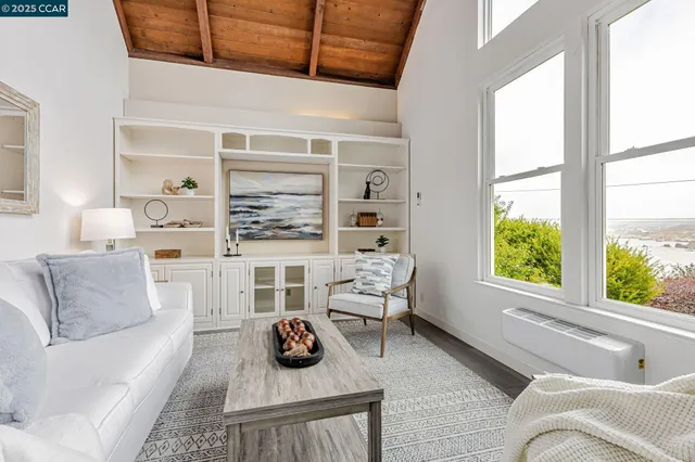 $1,680,000 | 290 Olympian Way, Pacifica, CA 94044