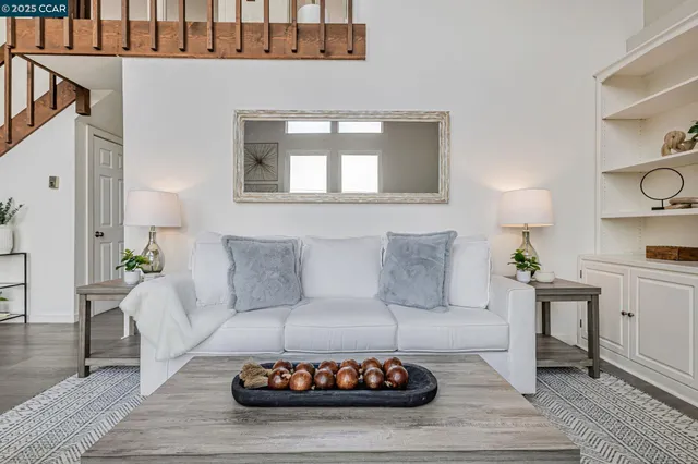 $1,680,000 | 290 Olympian Way, Pacifica, CA 94044