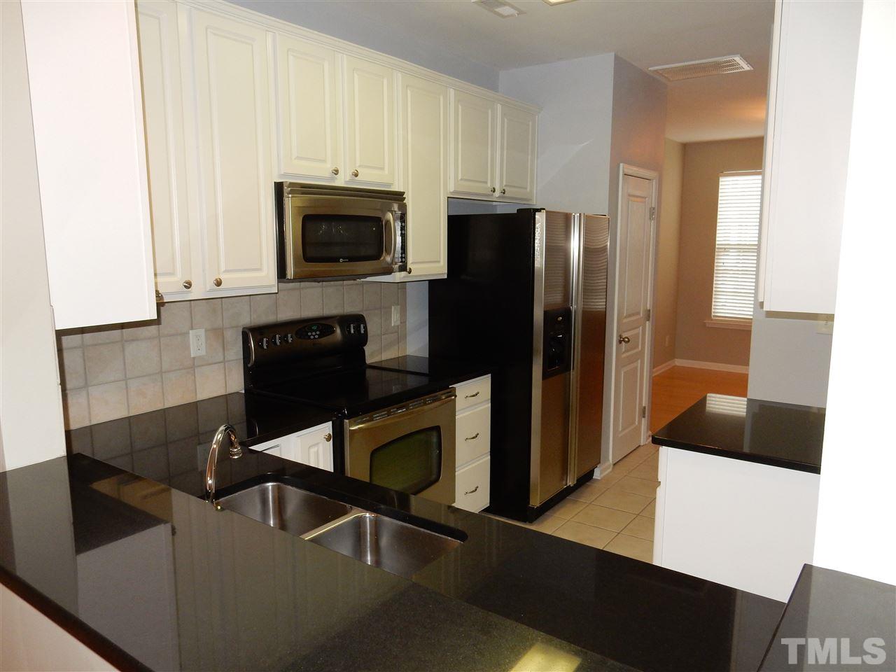 7862 Silverthread Lane Raleigh, NC 27617 - Photo 4 of 23
