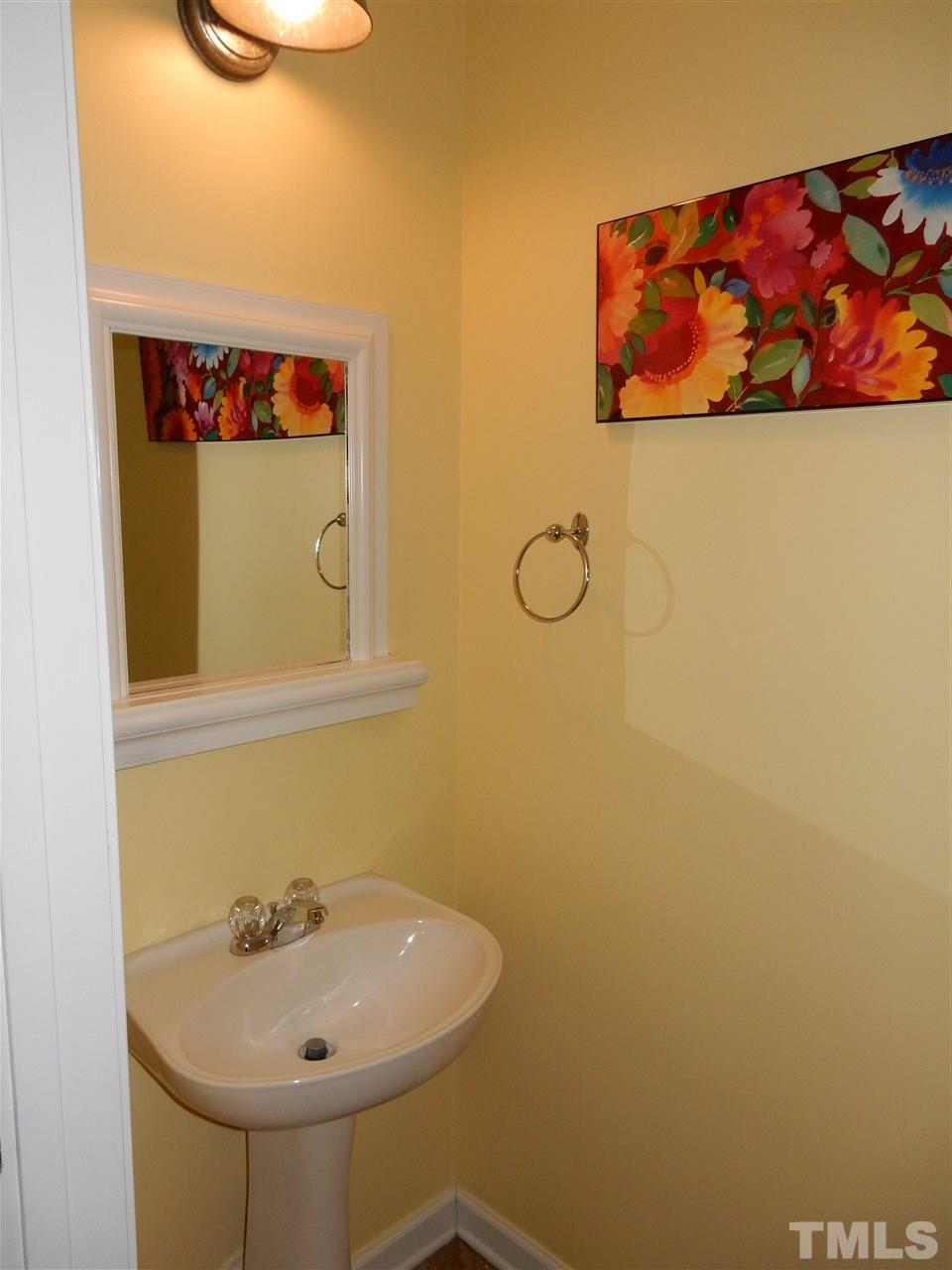 7862 Silverthread Lane Raleigh, NC 27617 - Photo 9 of 23