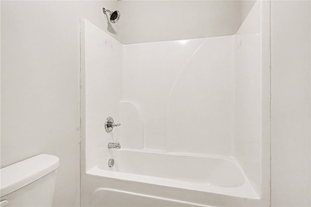 2464 Hanover Woods Road Lithonia, GA 30058 - Photo 29 of 33