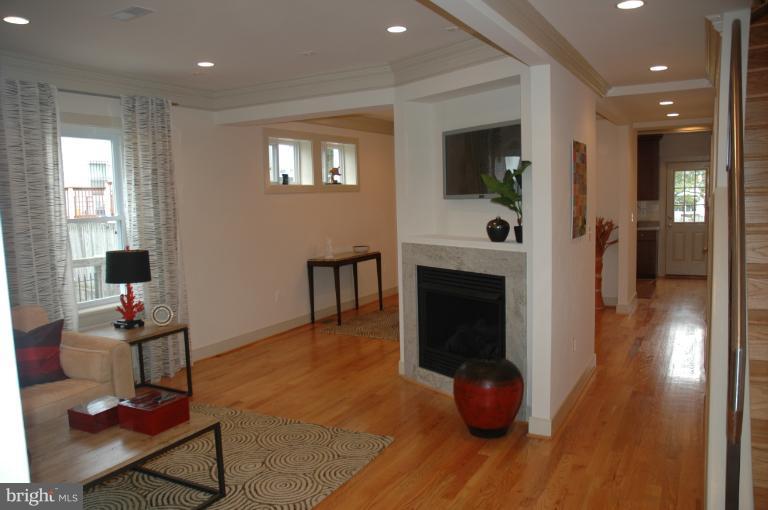 508 Decatur Street Northwest Washington, DC 20011 - Photo 10 of 12 Family Room