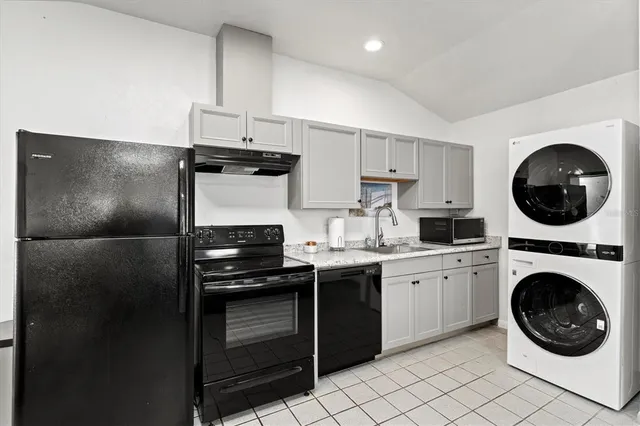 $10,000 | Undisclosed Address, Sarasota, FL 34237