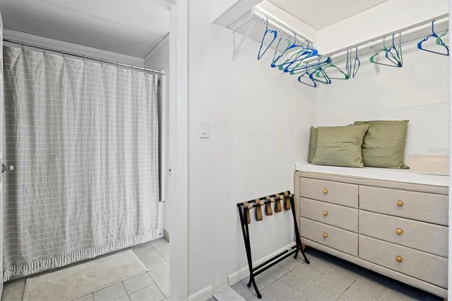 $10,000 | Undisclosed Address, Sarasota, FL 34237