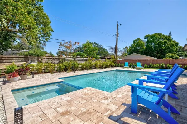 $10,000 | Undisclosed Address, Sarasota, FL 34237