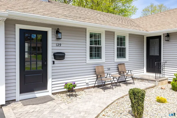 $499,000 | 129 Cloverdale Circle, Wethersfield, CT 06109