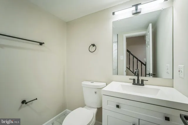 $870,000 | 13644 Shreve Street, Centreville, VA 20120