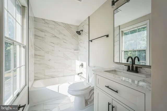 $870,000 | 13644 Shreve Street, Centreville, VA 20120