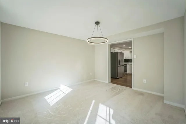 $870,000 | 13644 Shreve Street, Centreville, VA 20120