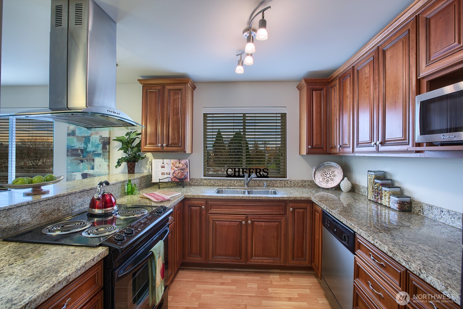 3232 15th Avenue West Seattle, WA 98119 - Photo 8 of 19