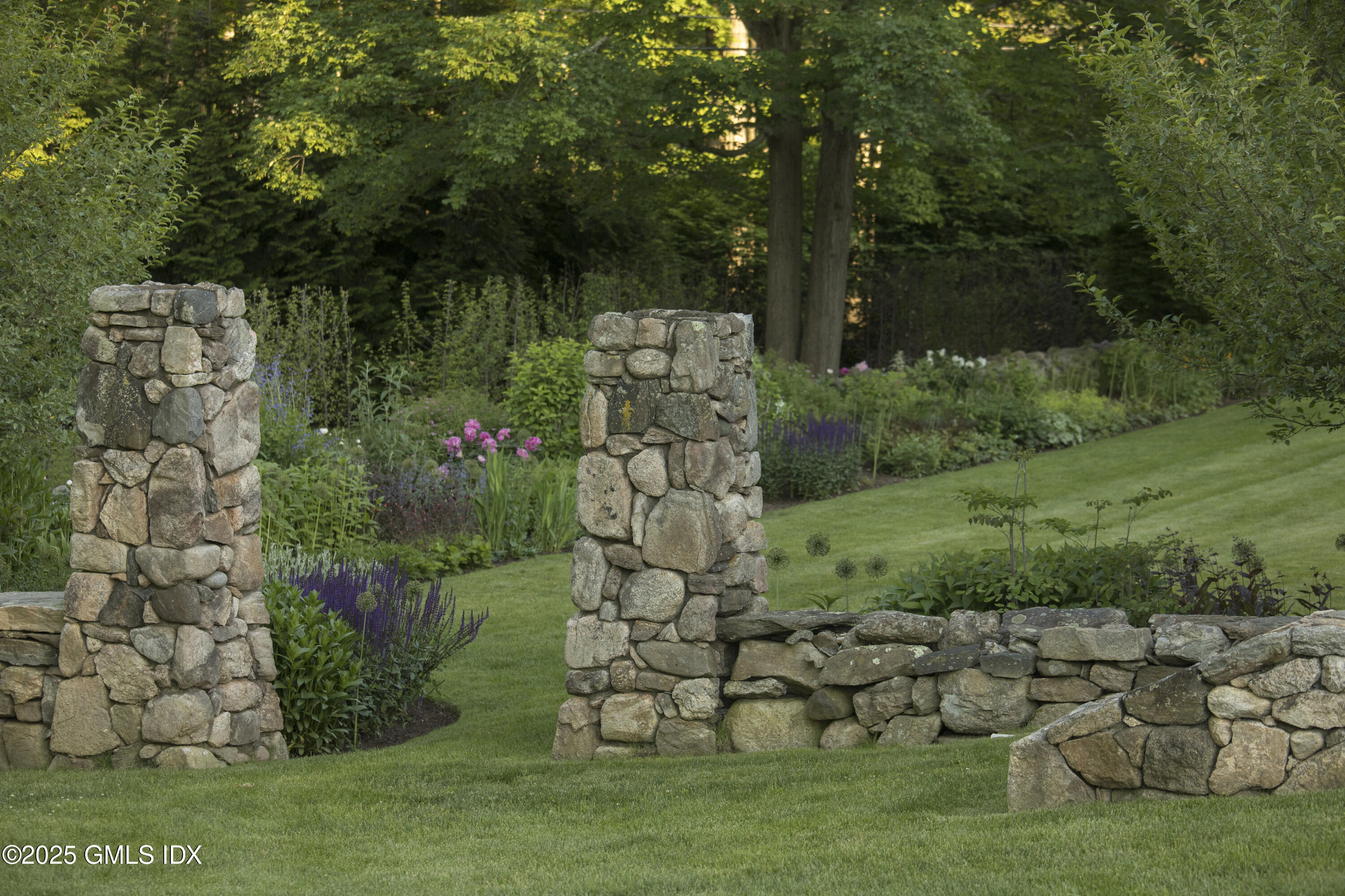 411 Stanwich Road Greenwich, CT 06830 - Photo 30 of 36 James Doyle Landscaping
