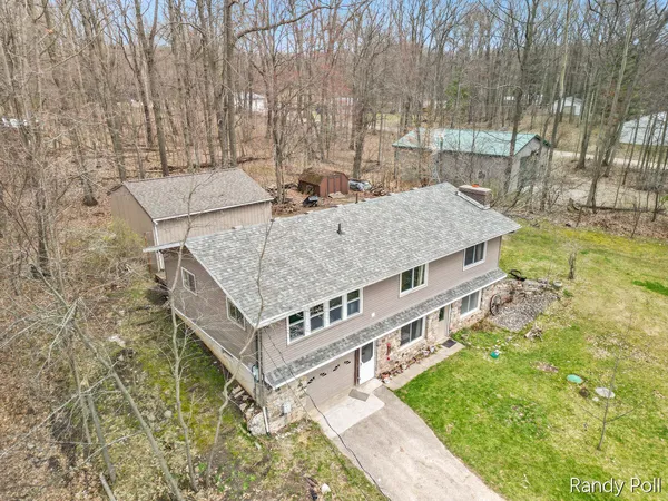 $250,000 | 10116 Lakeshore Drive, Evart, MI 49631