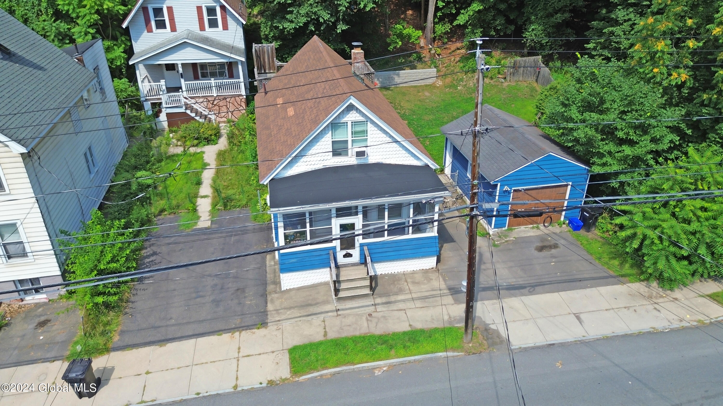 57 Spring Avenue Troy, NY 12180 - Photo 3 of 32 57 Spring Ave