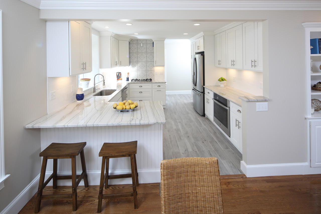 68 Riverview Drive Chatham, MA 02633 - Photo 13 of 27 Full kitchen