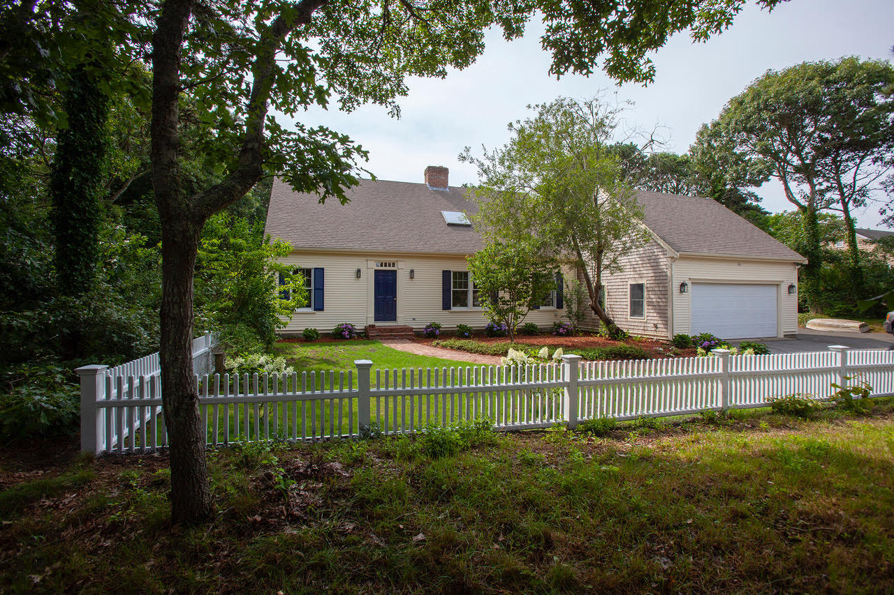 68 Riverview Drive Chatham, MA 02633 - Photo 3 of 27 front of house 3