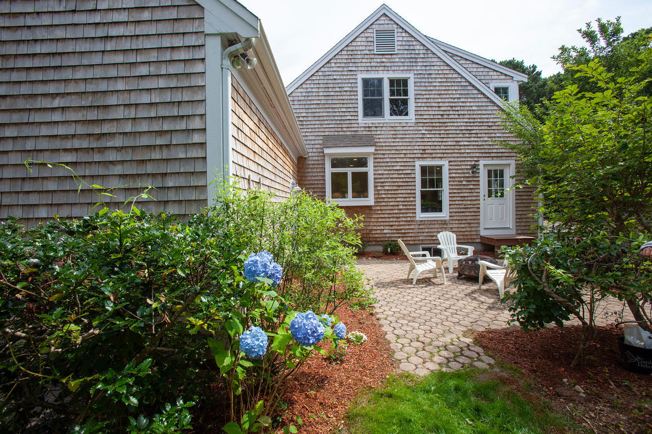 68 Riverview Drive Chatham, MA 02633 - Photo 6 of 27 courtyard garden patio