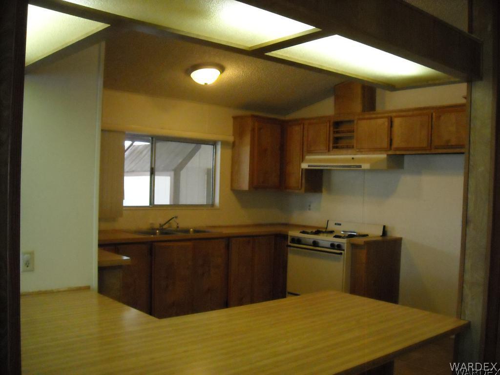 1407 Lause Road Bullhead City, AZ 86442 - Photo 4 of 20 Gallery Image 4