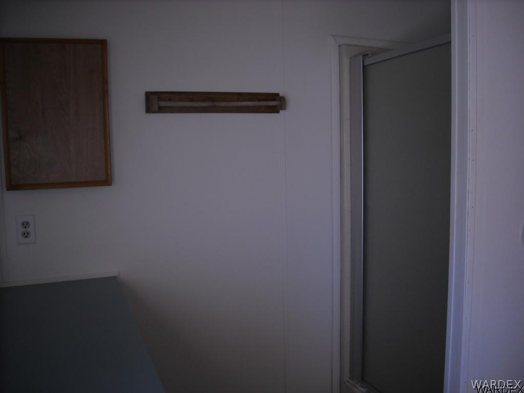 1407 Lause Road Bullhead City, AZ 86442 - Photo 10 of 20 Master bath separate shower