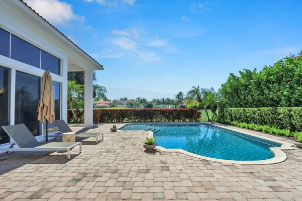 $16,500 | 528 Les Jardin Drive, Palm Beach Gardens, FL 33410