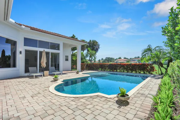 $16,500 | 528 Les Jardin Drive, Palm Beach Gardens, FL 33410