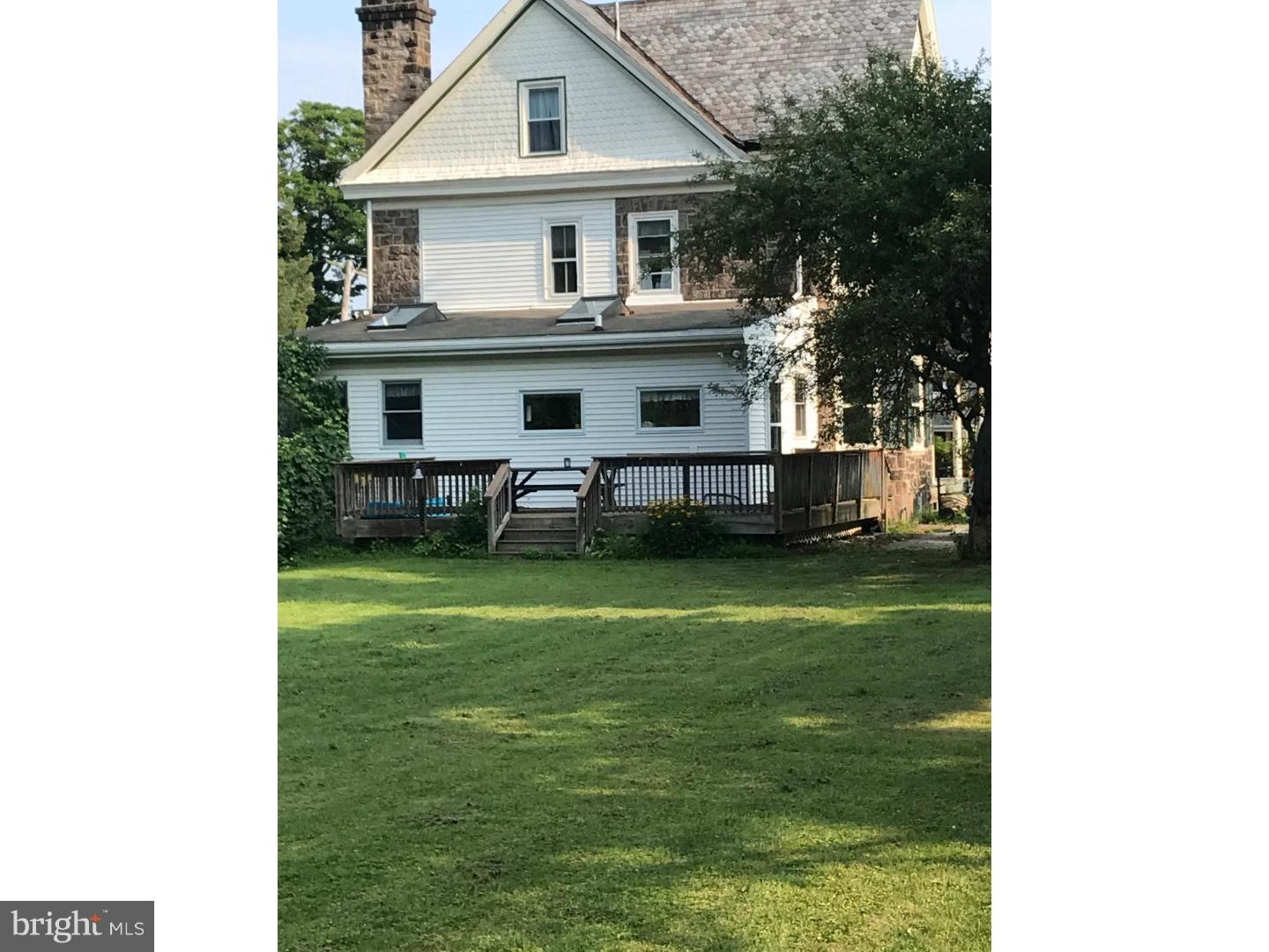 18 West Mill Road Flourtown, PA 19031 - Photo 4 of 11
