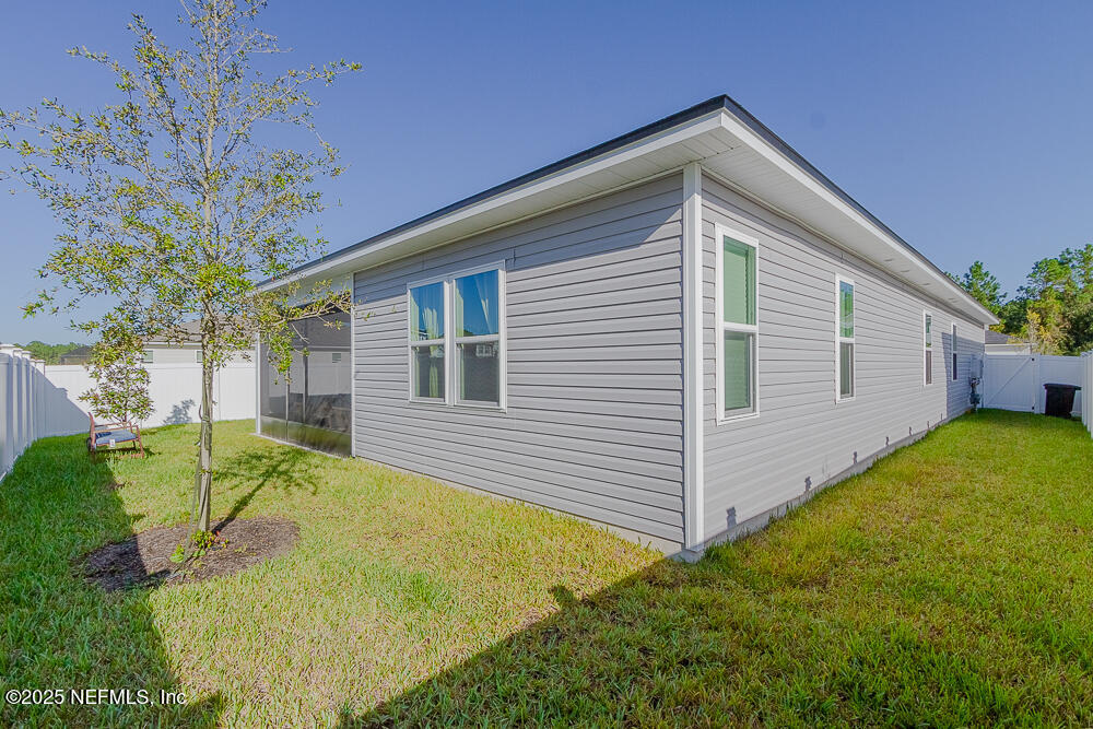 3616 Cunningham Road Orange Park, FL 32065 - Photo 46 of 48 a view of backyard of house