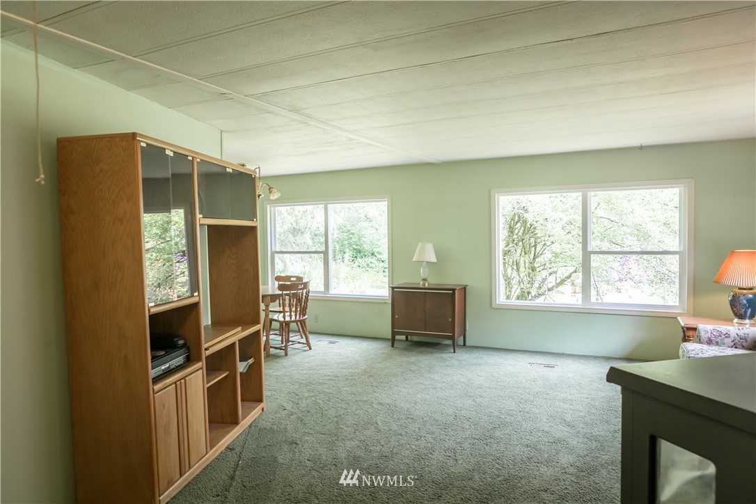 6323 Rutsatz Road Deming, WA 98244 - Photo 12 of 25