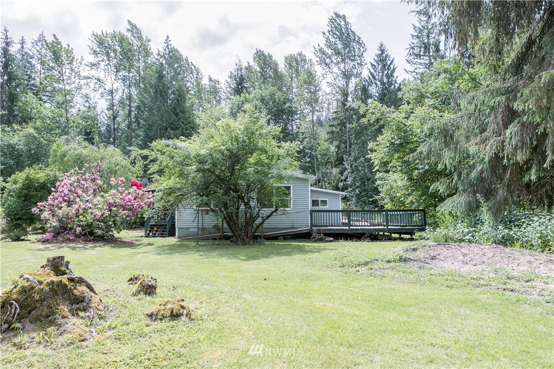 6323 Rutsatz Road Deming, WA 98244 - Photo 6 of 25