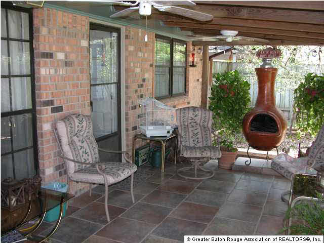 16329 Hamilton Avenue Baton Rouge, LA 70819 - Photo 4 of 12 Gallery Image 4