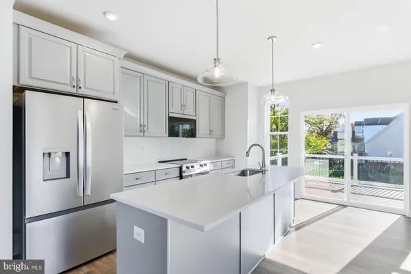 $389,990 | 221 Monteith Drive, Winchester, VA 22601