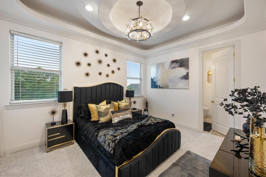 2314 Sunset Ridge Circle Cedar Hill, TX 75104 - Photo 30 of 40 Another upstairs bedroom - with its private bathroom