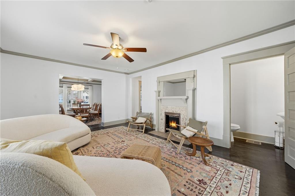 1530 South Gordon Street Southwest Atlanta, GA 30310 - Photo 15 of 46 a bed room with a bed and furniture