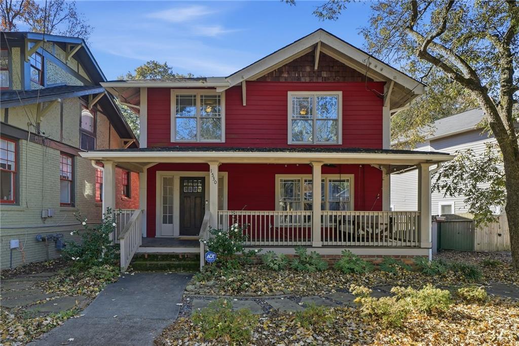 1530 South Gordon Street Southwest Atlanta, GA 30310 - Photo 2 of 46 a front view of a house with garden
