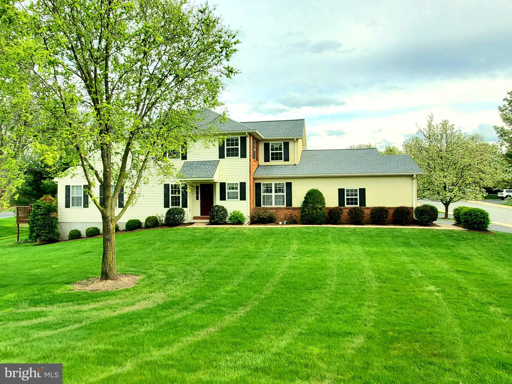304 White Chapel Road Lancaster, PA 17603 - Photo 3 of 44 Gallery Image 3