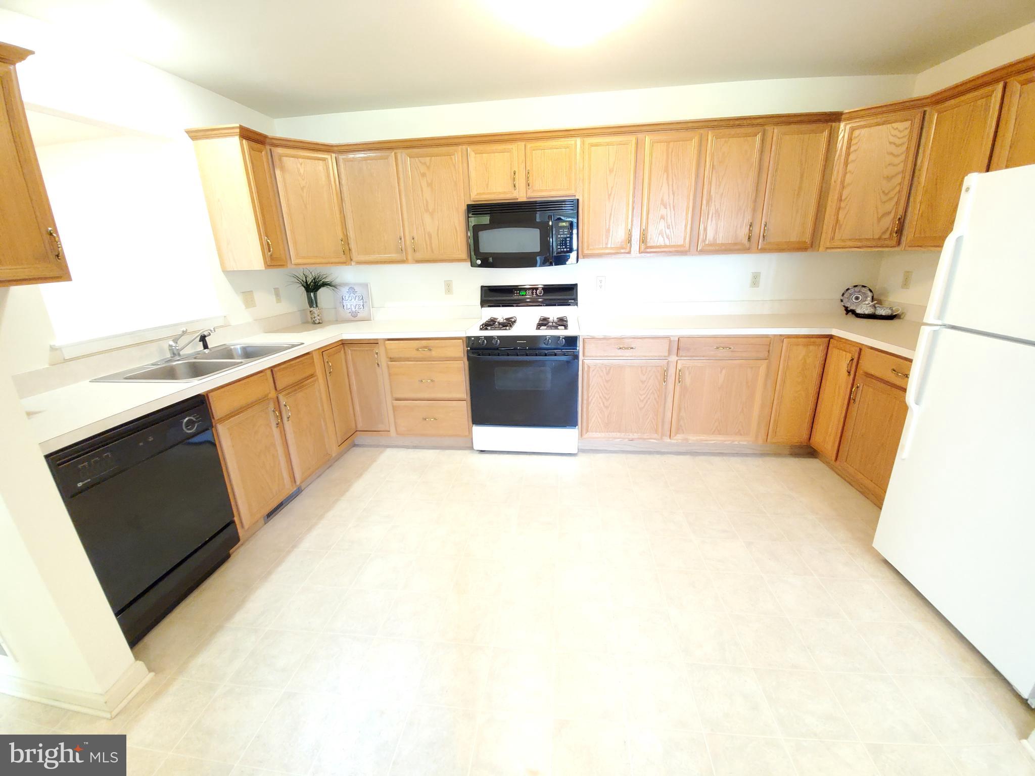 304 White Chapel Road Lancaster, PA 17603 - Photo 7 of 44 Gallery Image 7