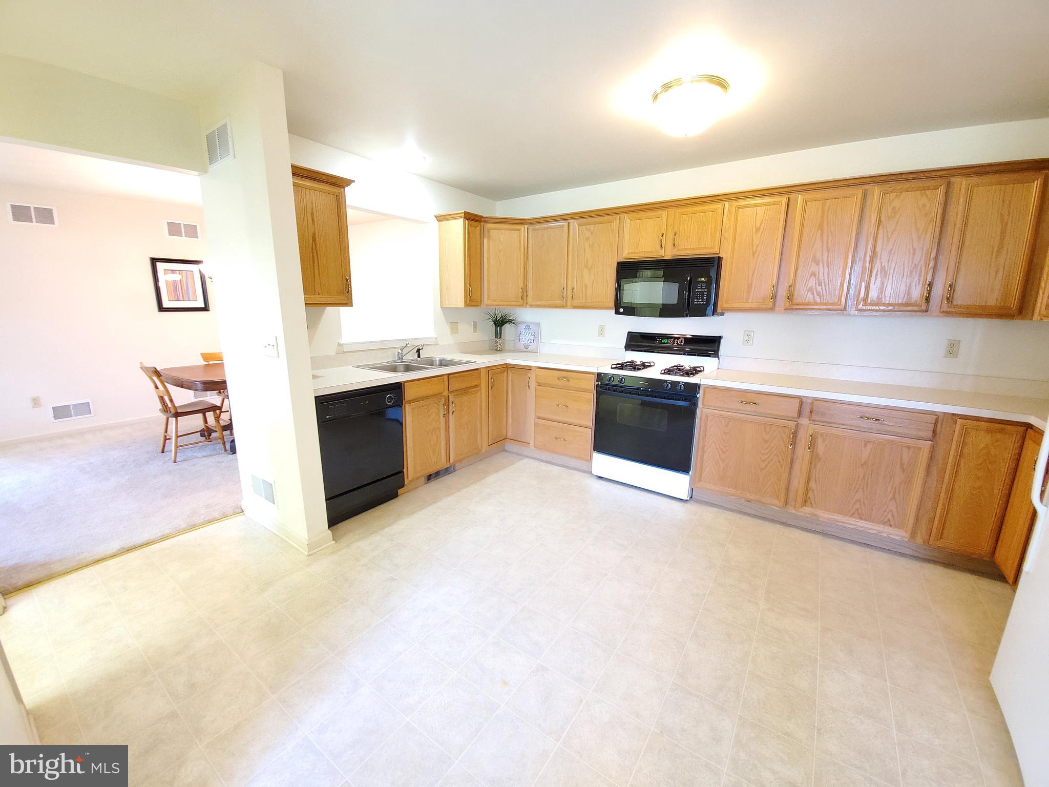 304 White Chapel Road Lancaster, PA 17603 - Photo 8 of 44 Gallery Image 8
